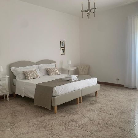 Porta Napoli Rooms Lecce Luaran gambar