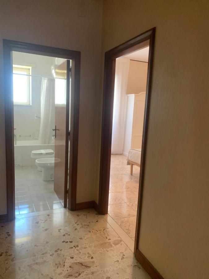 Porta Napoli Rooms Lecce Luaran gambar